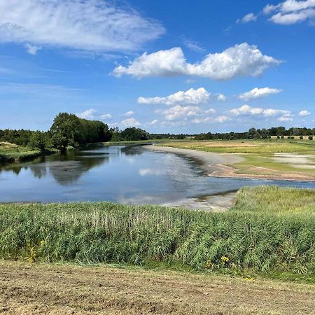 Oosterschelde Lodge Met Veel Privacy En Dicht Bij Het Water Scherpenisse Esterno foto