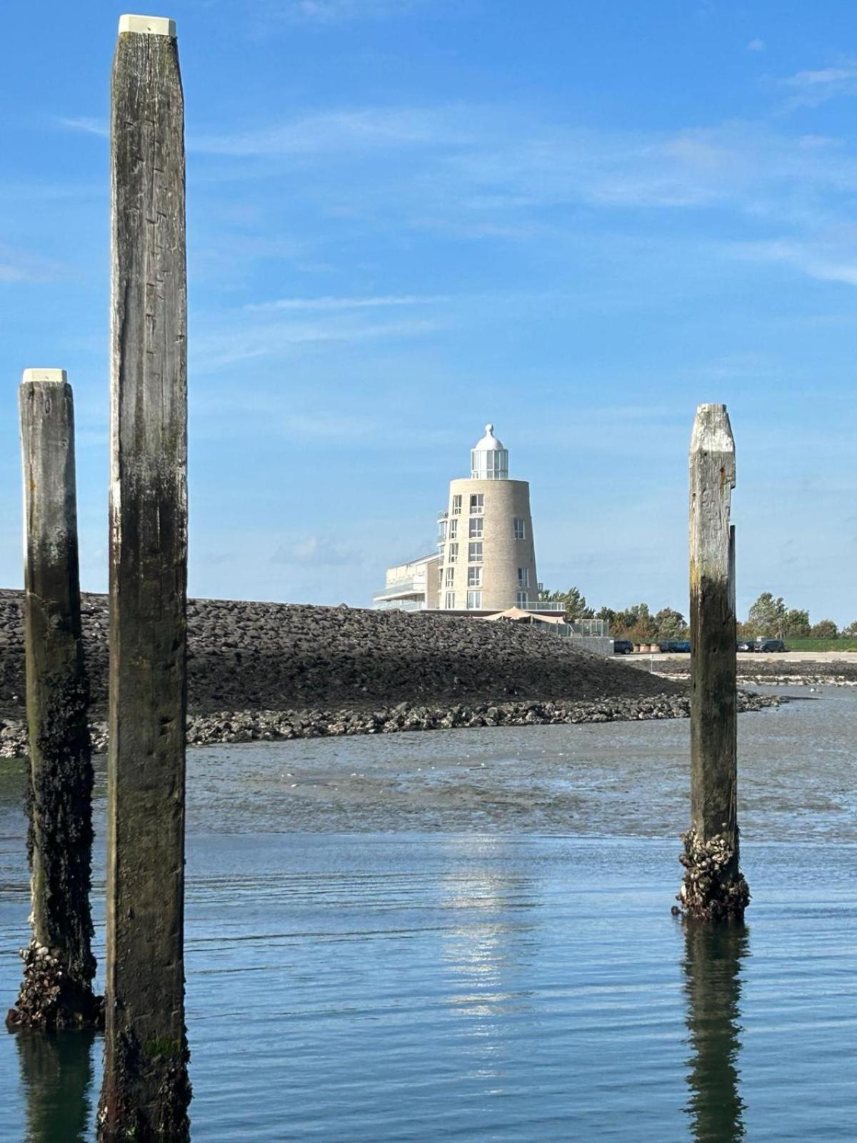 Oosterschelde Lodge Met Veel Privacy En Dicht Bij Het Water Scherpenisse Esterno foto